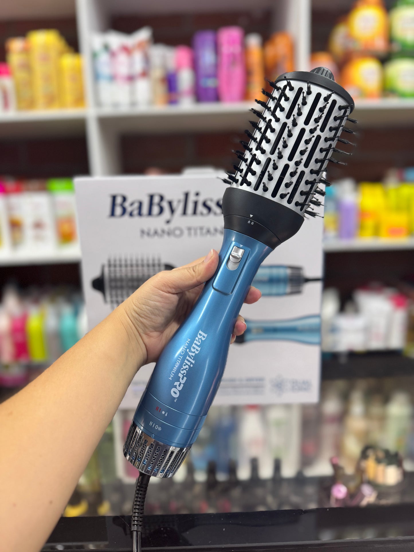 Cepillo secador babylissPRO nano titanium 2 en 1