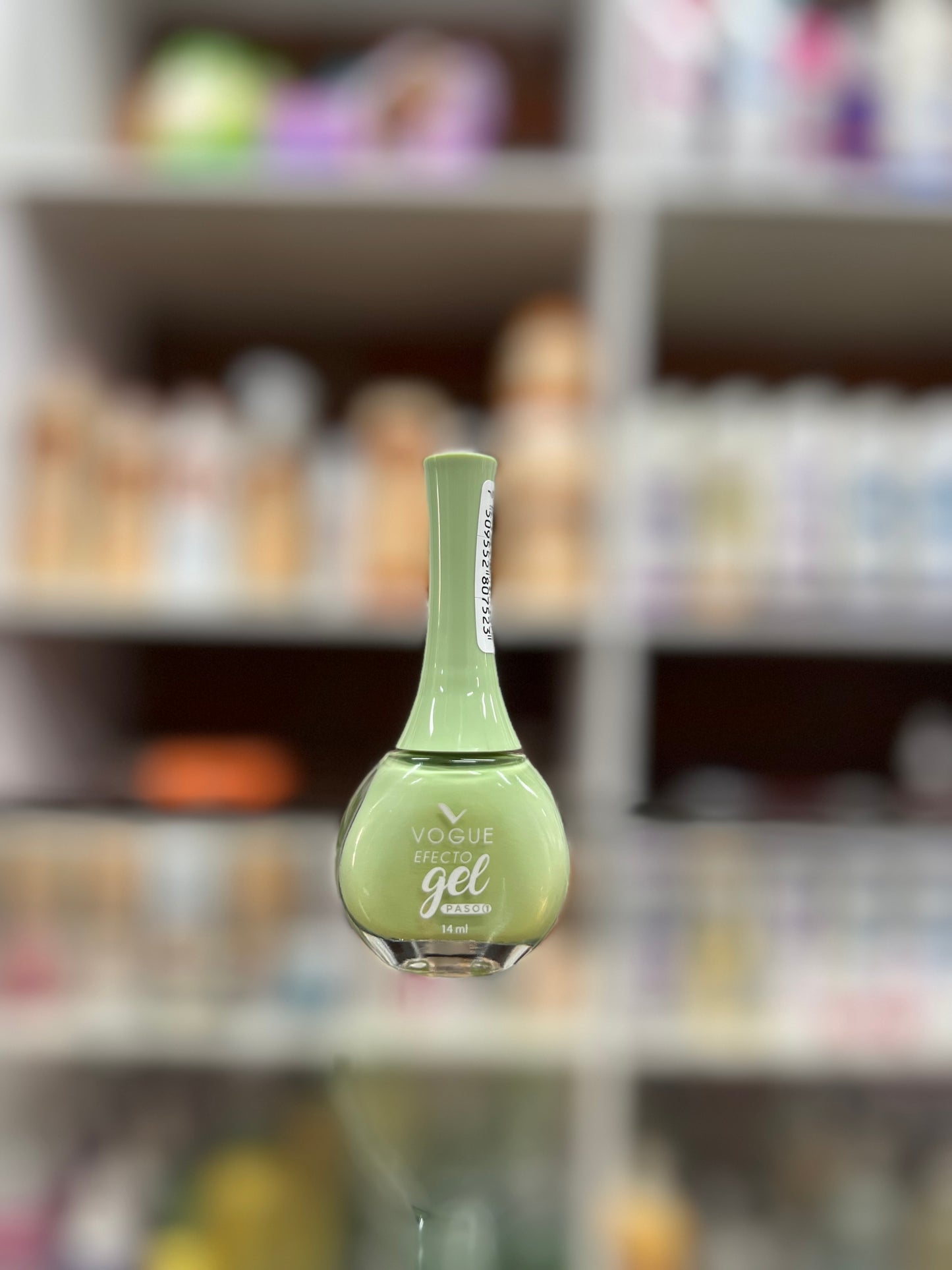 Esmalte vogue efecto gel valiente