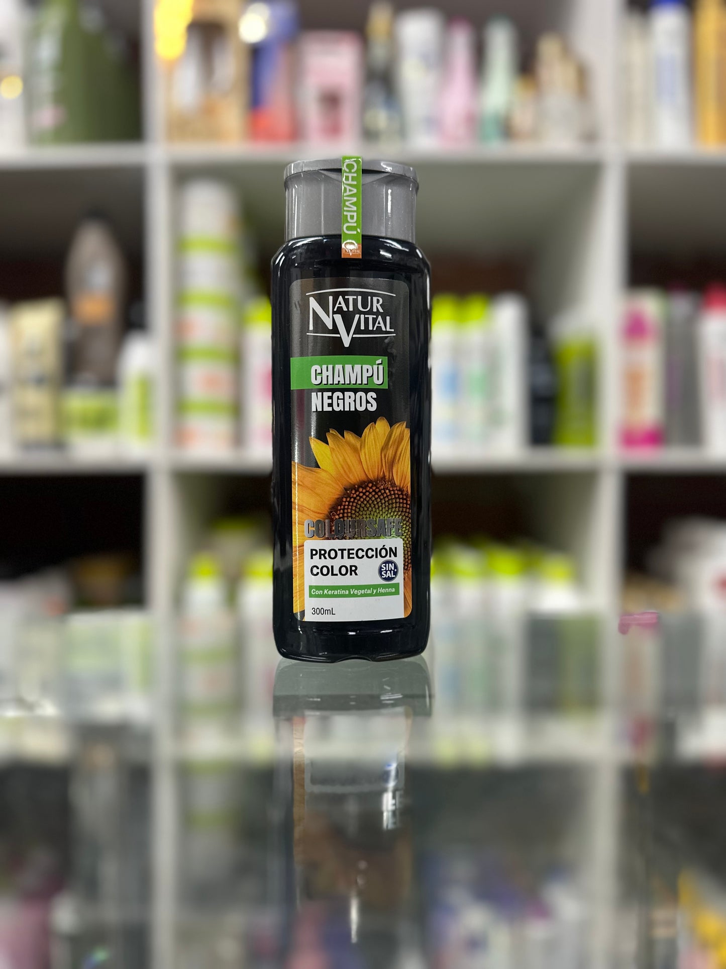 Shampoo matizante cabellos negros naturaleza y vida