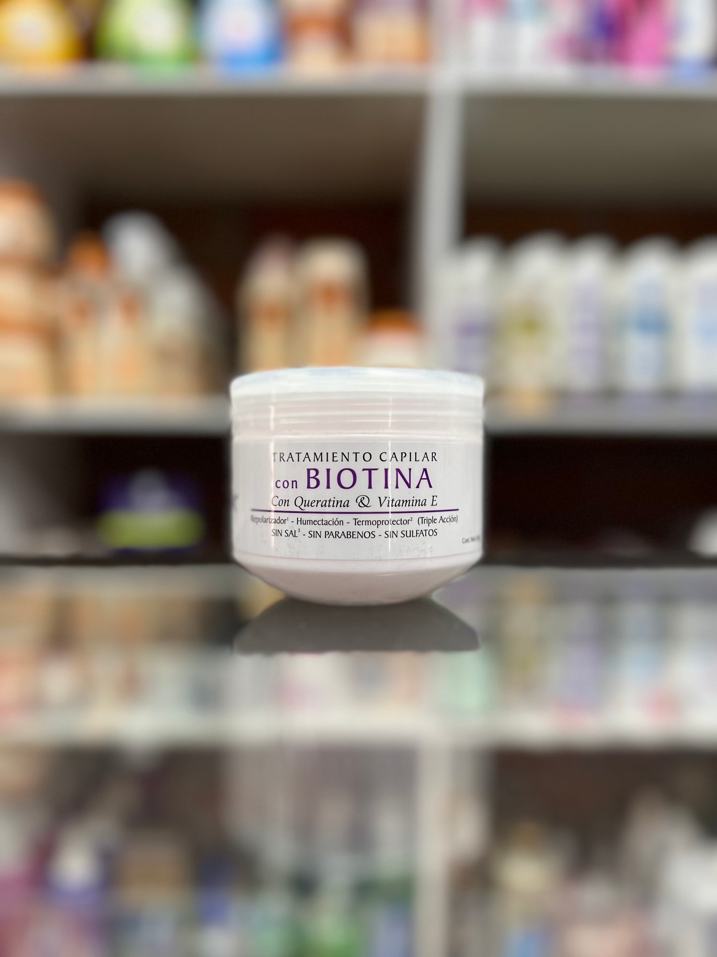 Tratamiento capilar con biotina lehit