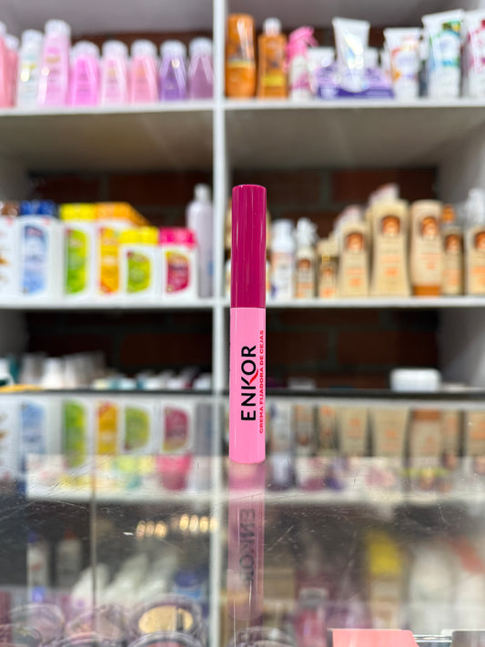 Crema fijadora de cejas enkor