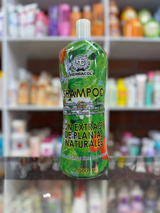 Shampoo con extractos de plantas naturales